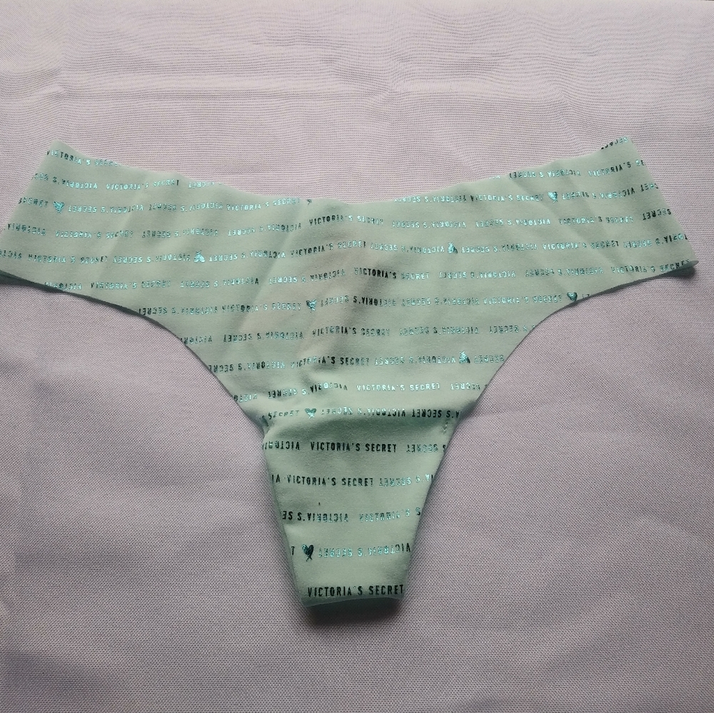 Nwt Victoria's Secret Thong Pantie | Sm